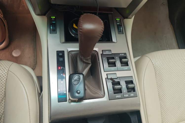 Used Lexus GX 2010 460 Gear Lever
