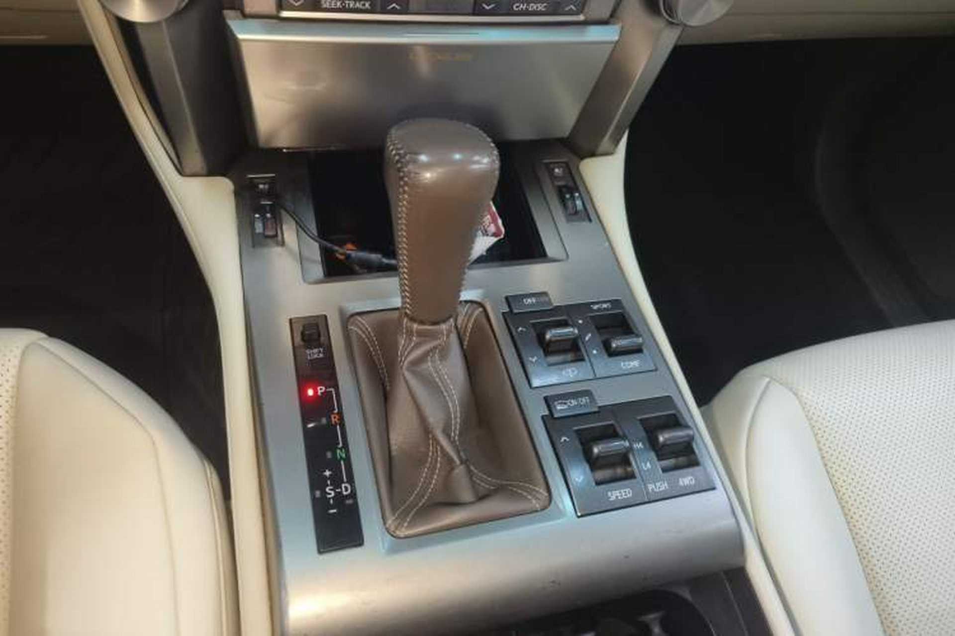 Used Lexus GX 2010 460 Gear Lever
