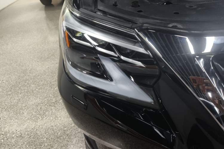 Used Lexus GX 2010 460 Right Front Headlight