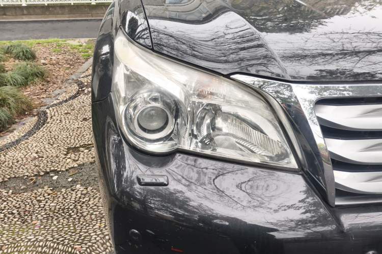 Used Lexus GX 2010 460 Right Front Headlight