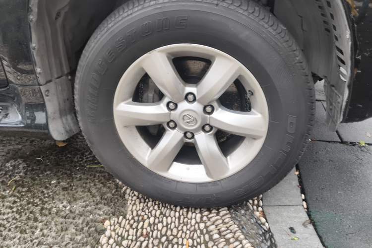 Used Lexus GX 2010 460 Right Front Wheel Hub