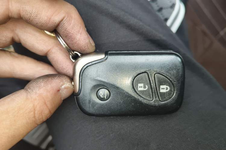Used Lexus GX 2010 460 Vehicle Key