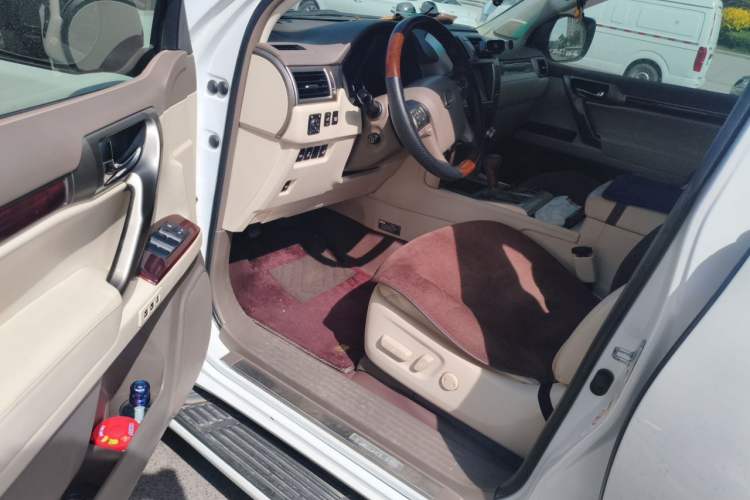 Used Lexus GX 2010 460 Driver Seat