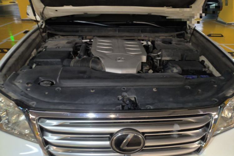 Used Lexus GX 2010 460 Engine Bay