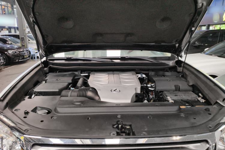 Used Lexus GX 2010 460 Engine Bay