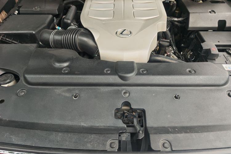 Used Lexus GX 2010 460 Engine Bay