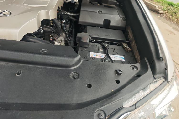 Used Lexus GX 2010 460 Engine Bay Left