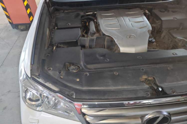 Used Lexus GX 2010 460 Engine Bay Right
