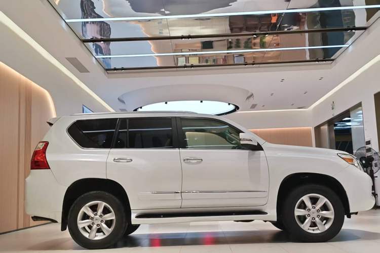 Used Lexus GX 2010 460 Exterior 3