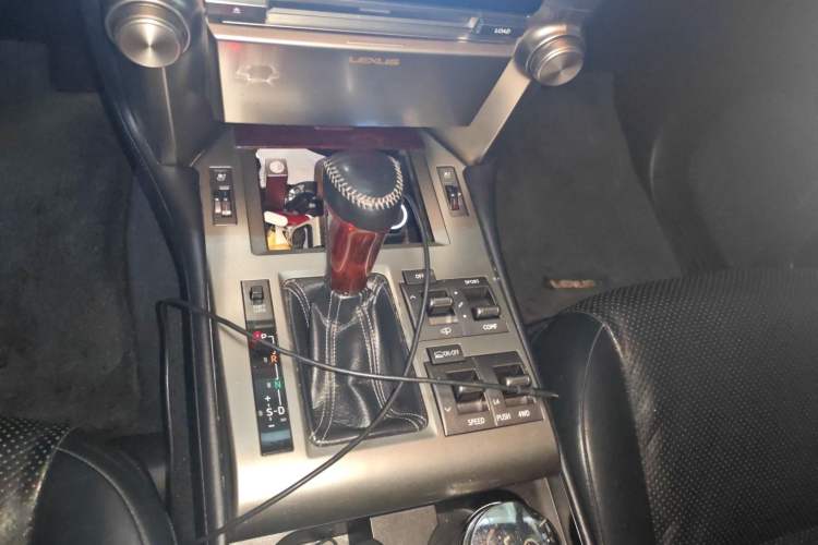 Used Lexus GX 2010 460 Gear Lever