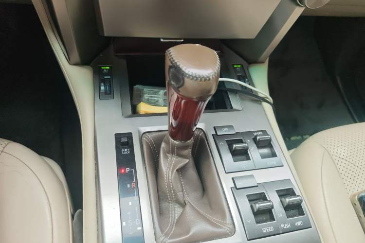 Used Lexus GX 2010 460 Gear Lever