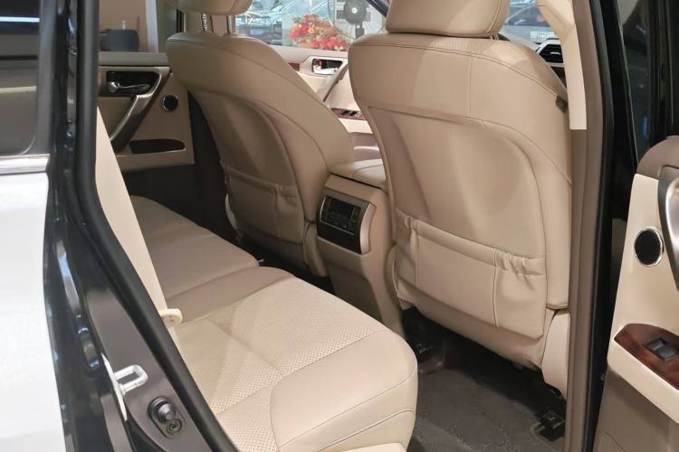 Used Lexus GX 2010 460 Interior 1