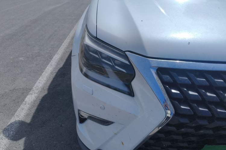 Used Lexus GX 2010 460 Right Front Headlight