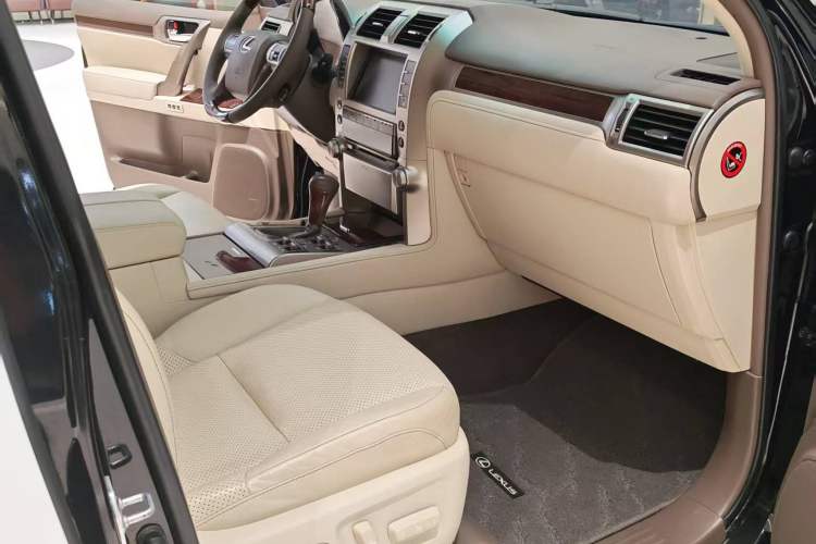 Used Lexus GX 2010 460 Right Front Seat