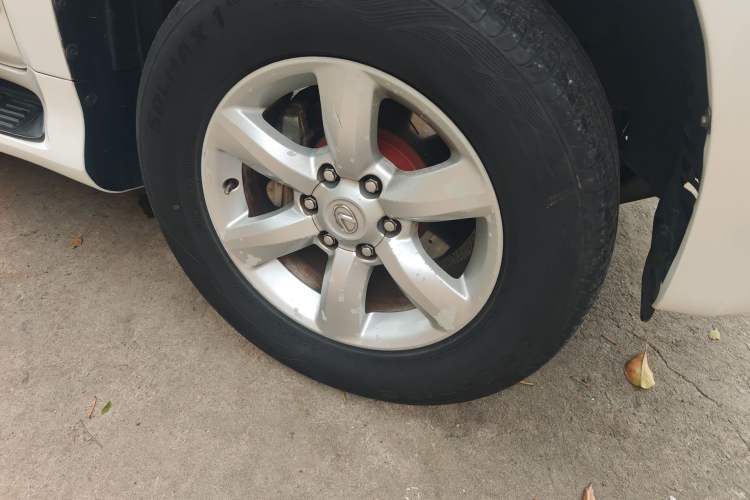 Used Lexus GX 2010 460 Right Front Wheel Hub