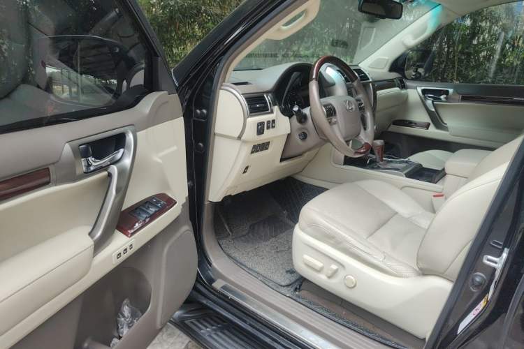Used Lexus GX 2012 400 Driver Seat