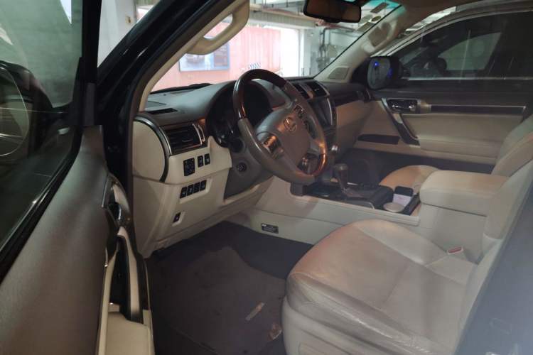Used Lexus GX 2012 400 Driver Seat