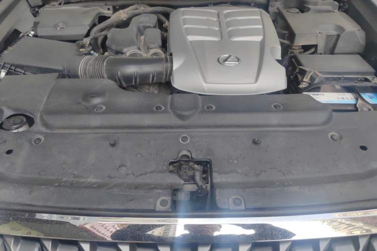 Used Lexus GX 2012 400 Engine Bay