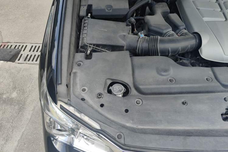 Used Lexus GX 2012 400 Engine Bay Right