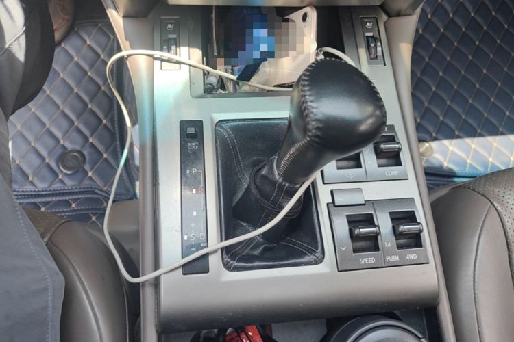 Used Lexus GX 2012 400 Gear Lever