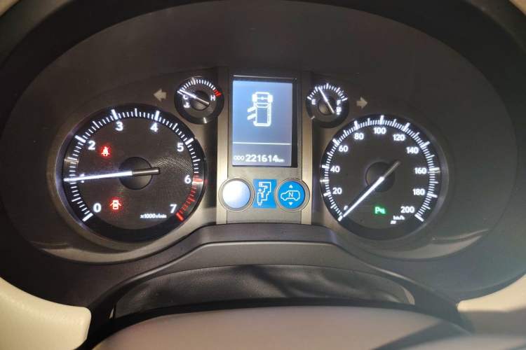 Used Lexus GX 2012 400 Odometer Close Up