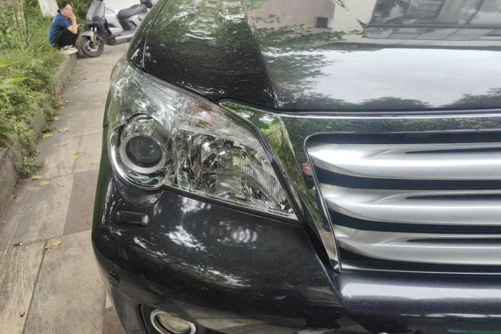 Used Lexus GX 2012 400 Right Front Headlight