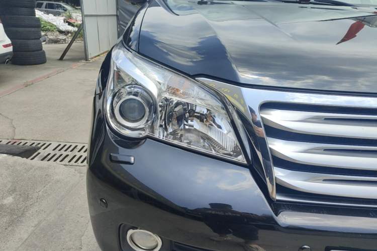 Used Lexus GX 2012 400 Right Front Headlight