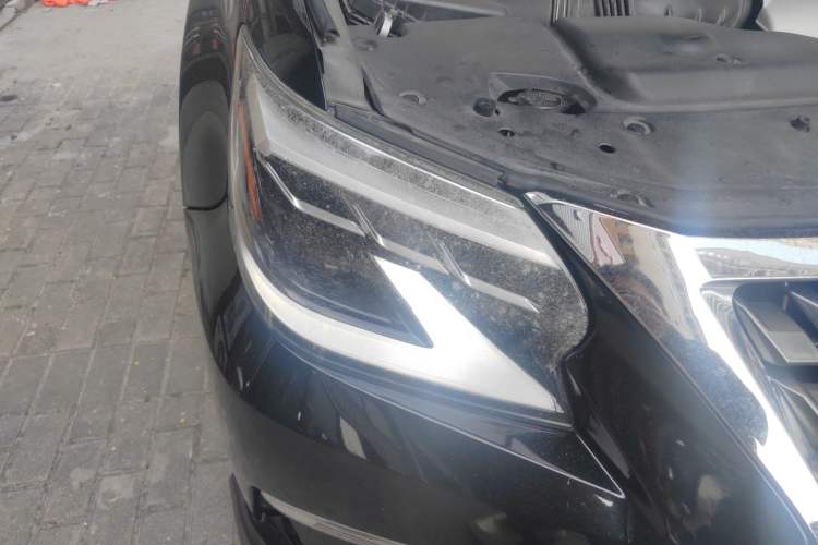Used Lexus GX 2012 400 Right Front Headlight