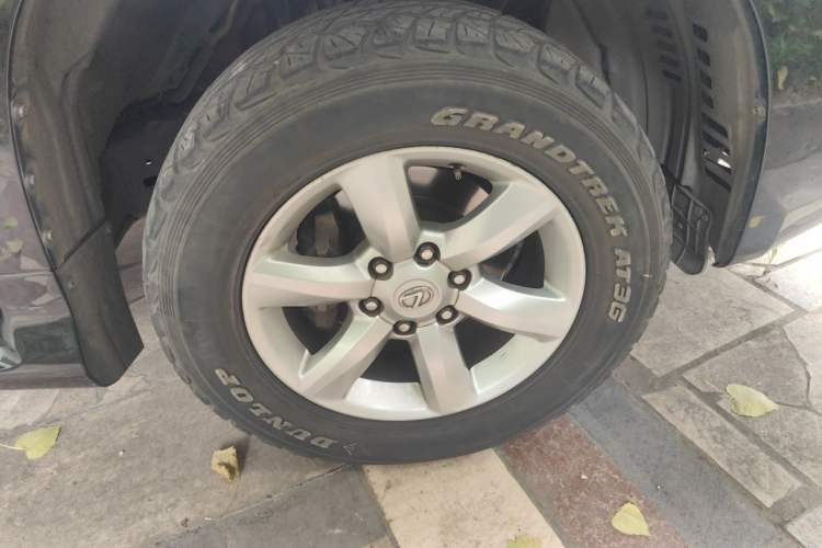 Used Lexus GX 2012 400 Right Front Wheel Hub