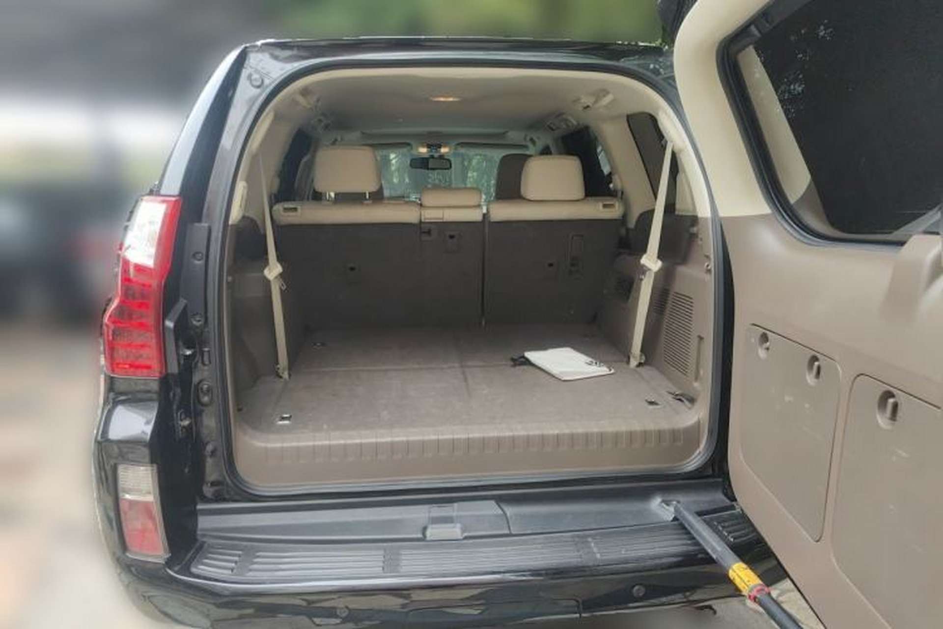 Used Lexus GX 2012 400 Trunk