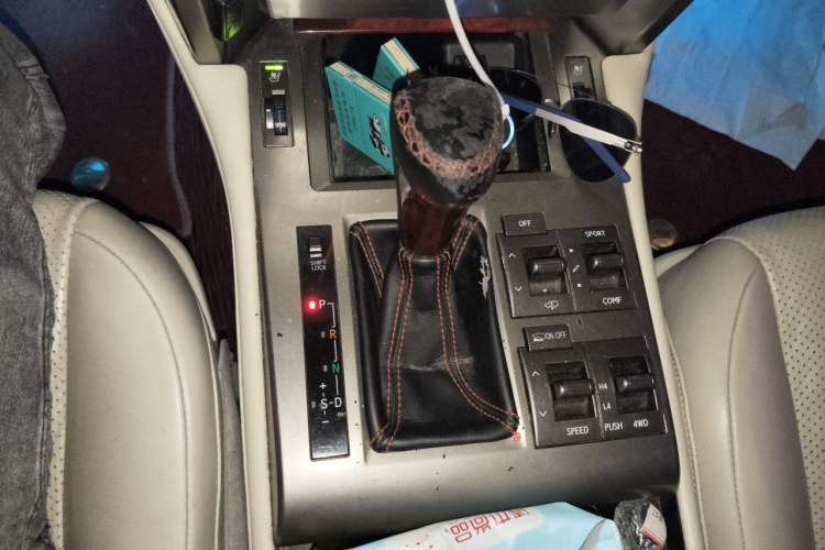Used Lexus GX 2012 400 Gear Lever