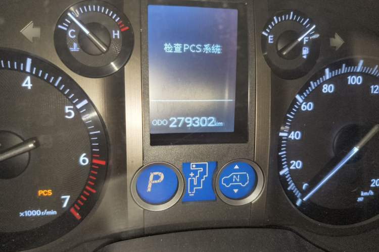 Used Lexus GX 2012 400 Odometer Close Up