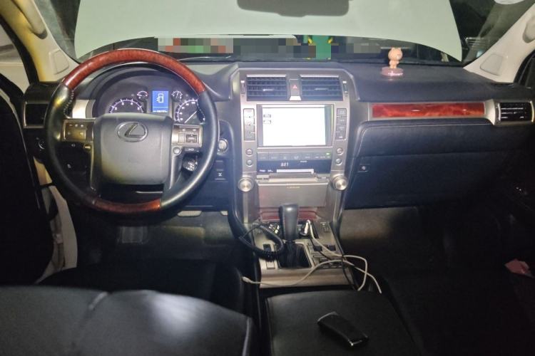 Used Lexus GX 2012 400 Center Console