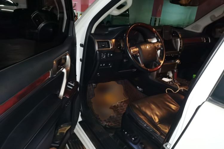 Used Lexus GX 2012 400 Driver Seat