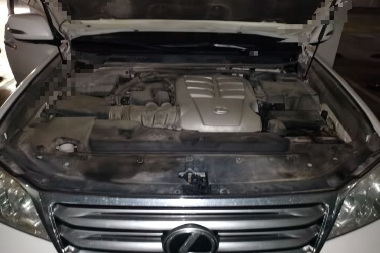 Used Lexus GX 2012 400 Engine Bay