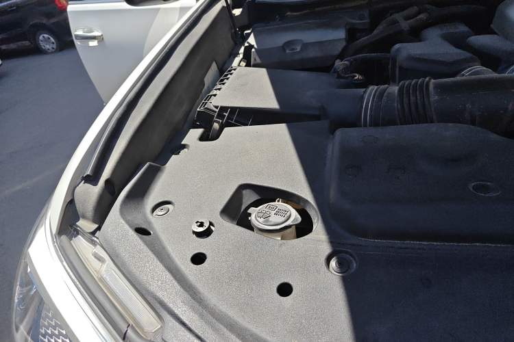 Used Lexus GX 2012 400 Engine Bay Right