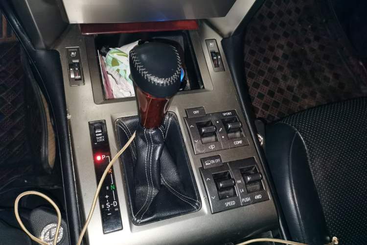 Used Lexus GX 2012 400 Gear Lever