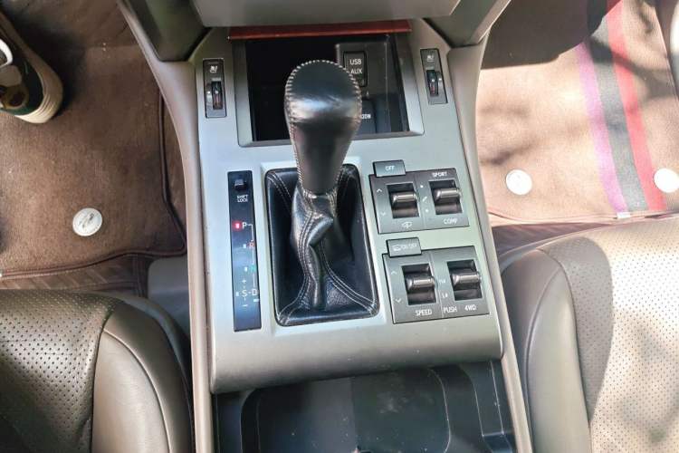 Used Lexus GX 2012 400 Gear Lever