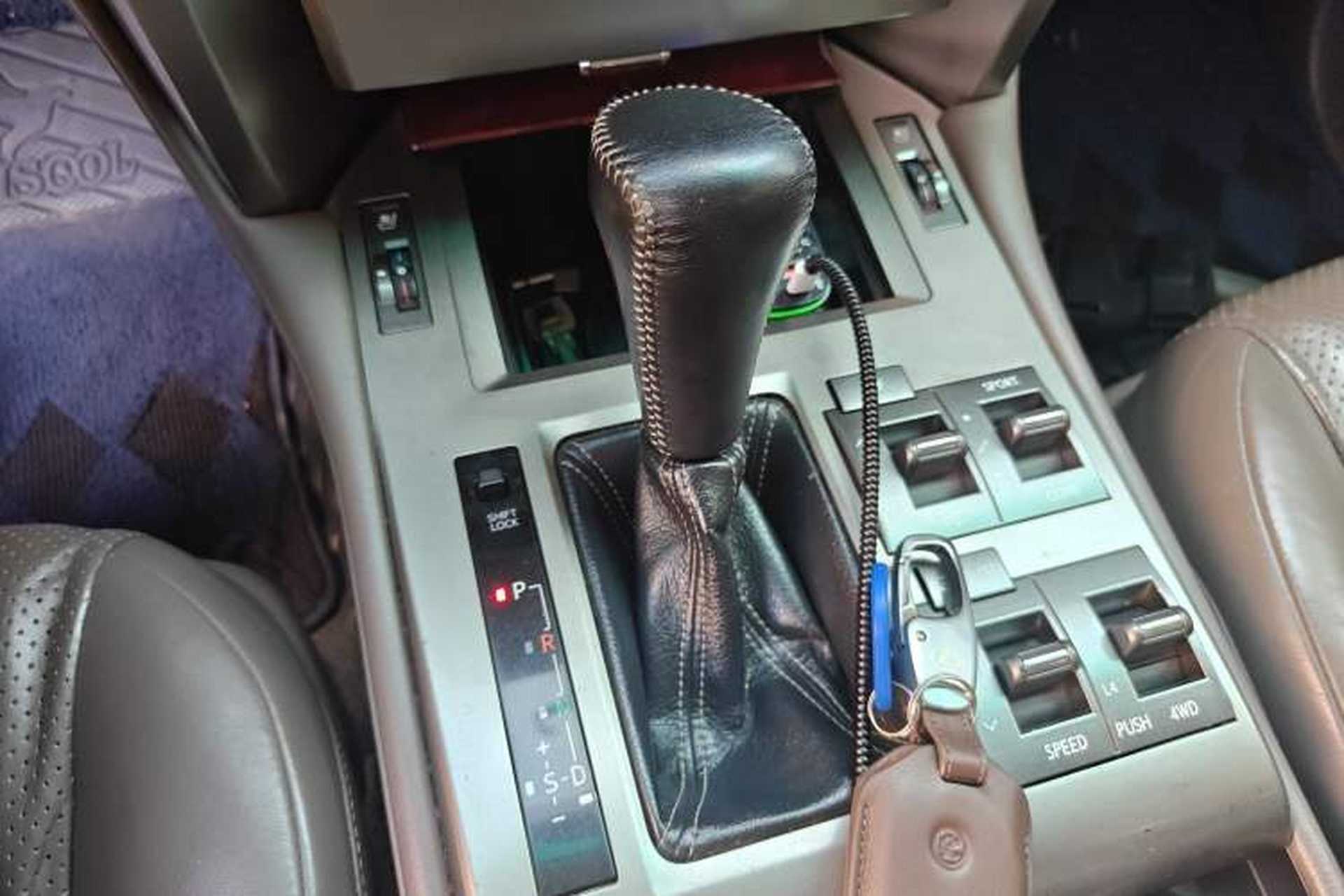 Used Lexus GX 2012 400 Gear Lever