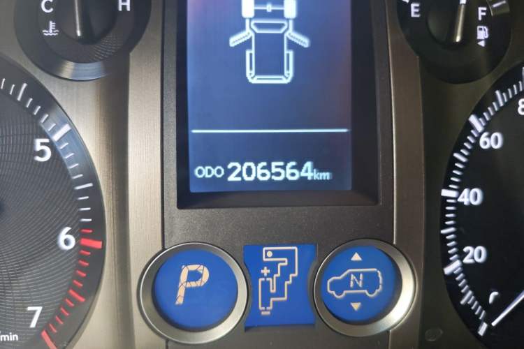 Used Lexus GX 2012 400 Odometer Close Up