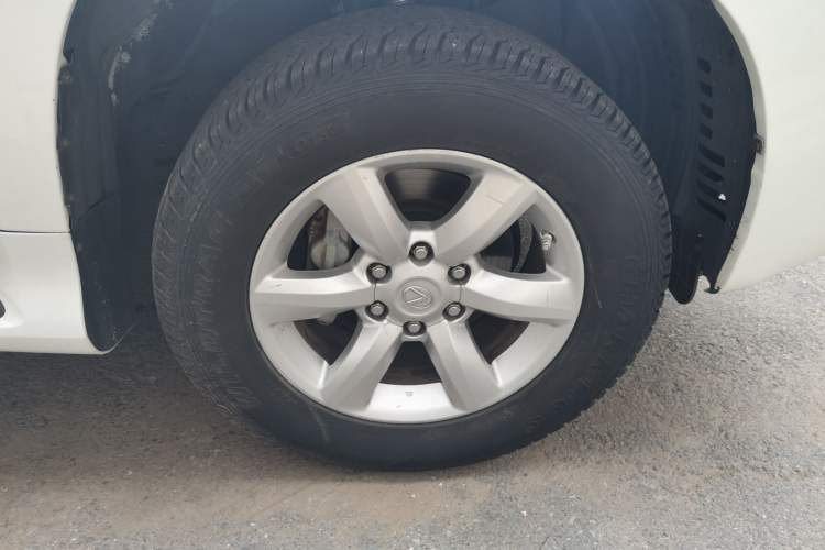 Used Lexus GX 2012 400 Right Front Wheel Hub