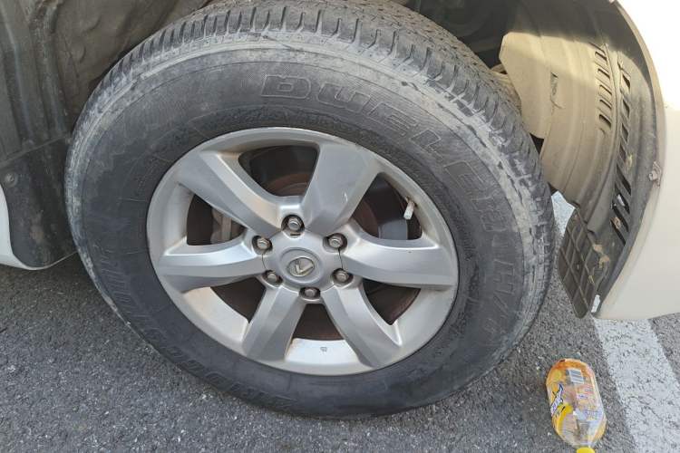 Used Lexus GX 2012 400 Right Front Wheel Hub