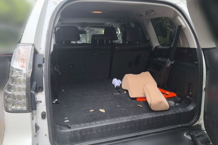 Used Lexus GX 2012 400 Trunk