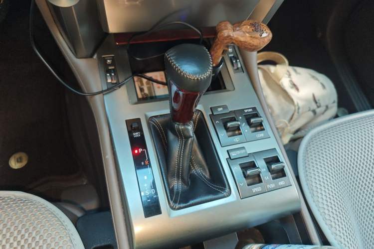 Used Lexus GX 2012 400 Gear Lever