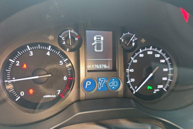 Used Lexus GX 2012 400 Odometer Close Up