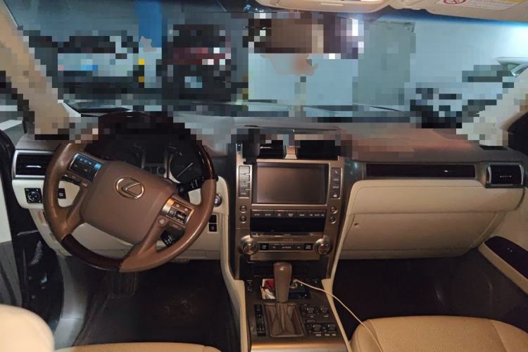 Used Lexus GX 2014 400 Prestige Edition Center Console