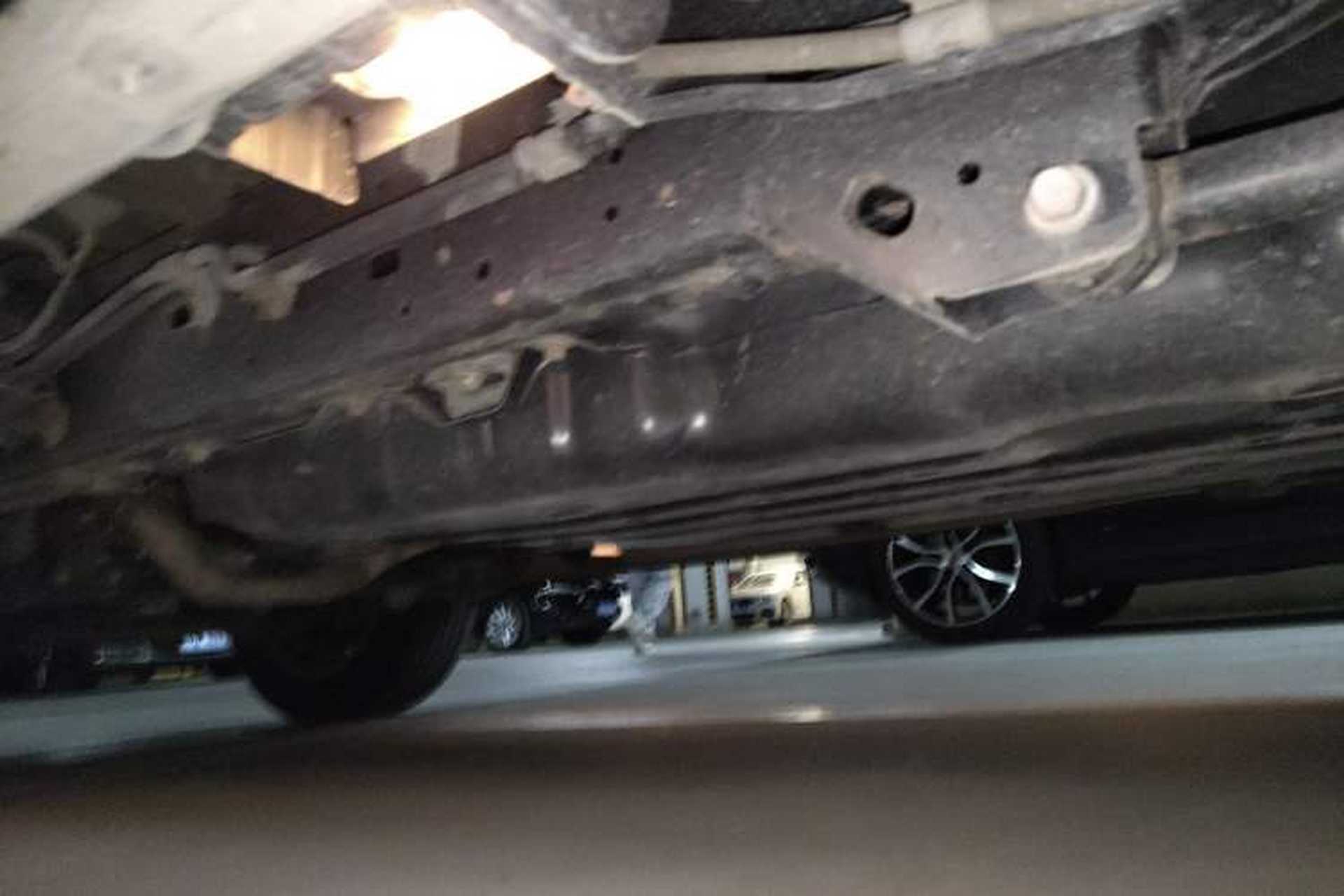 Used Lexus GX 2014 400 Prestige Edition Chassis Rear Left