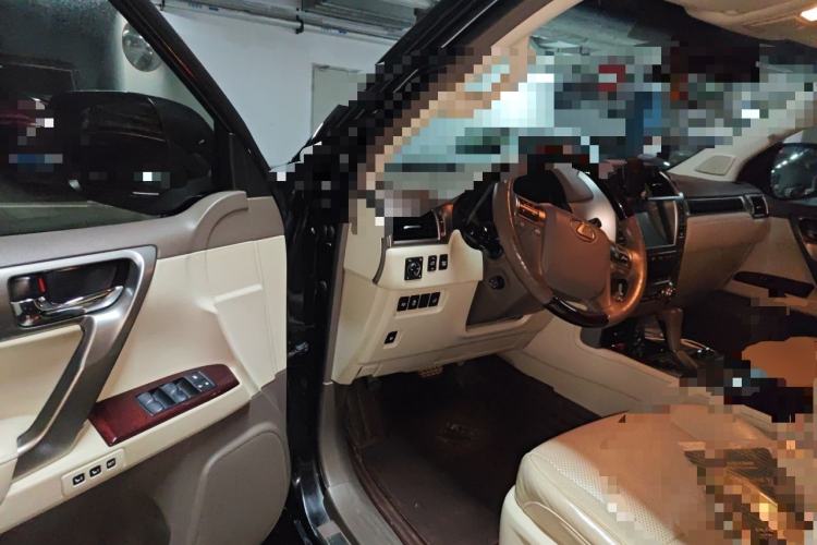 Used Lexus GX 2014 400 Prestige Edition Driver Seat