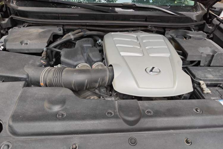 Used Lexus GX 2014 400 Prestige Edition Engine Bay