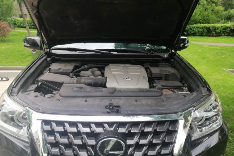Used Lexus GX 2014 400 Prestige Edition Engine Bay